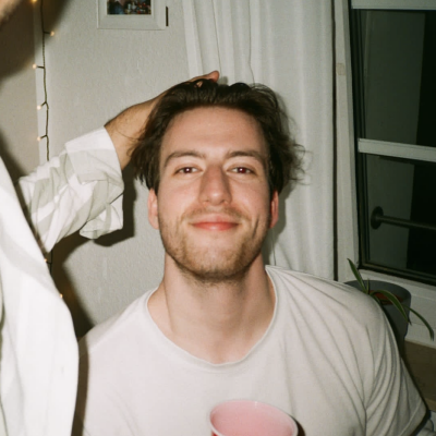 Philipp zoekt een Kamer / Huurwoning / Appartement in Eindhoven