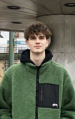 Luis  zoekt een Kamer / Huurwoning / Appartement in Eindhoven