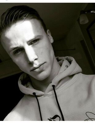 Martijn zoekt een Kamer / Huurwoning / Appartement in Eindhoven