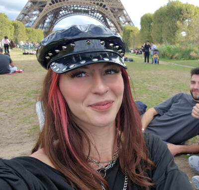 Gabriela  is looking for a Room / Rental Property / Apartment in Eindhoven